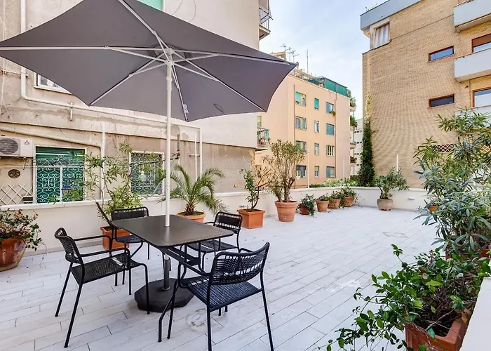Gianicolo Apartment With Terrace